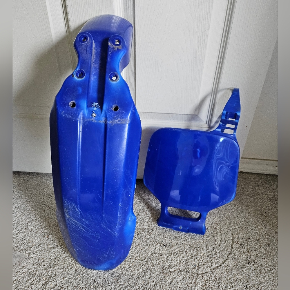 Yamaha Fender 5HP215110000 + Front Number Plate Blue